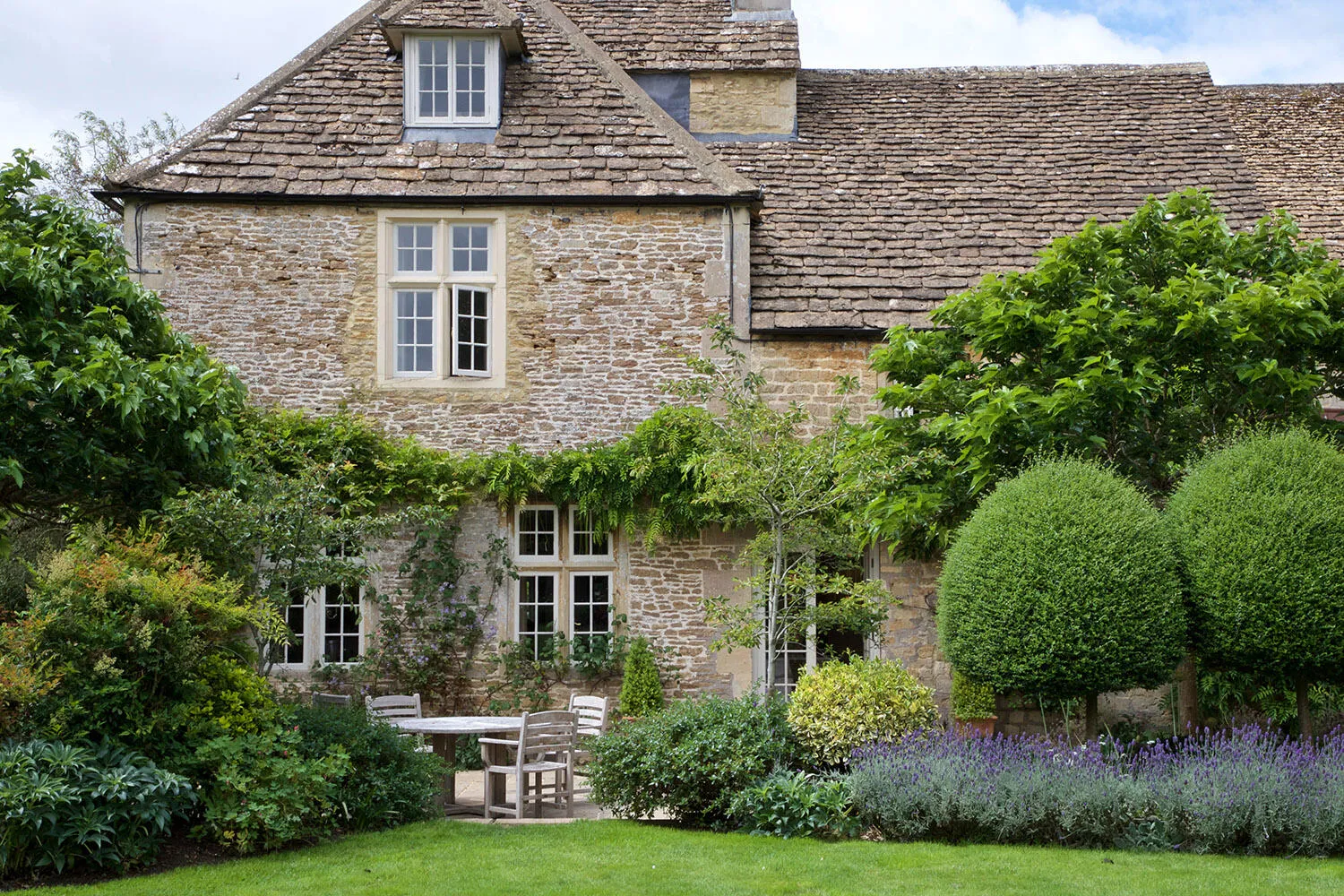 Cotswold Country Home